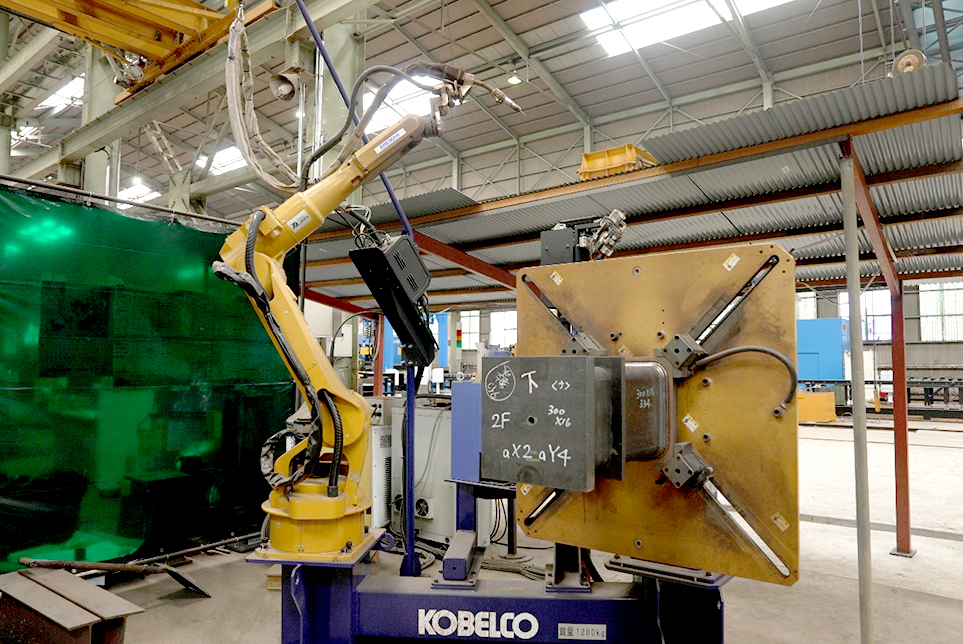 神戸製鋼所 省スペース型鉄骨コア・仕口兼用溶接システム ARCMAN A60